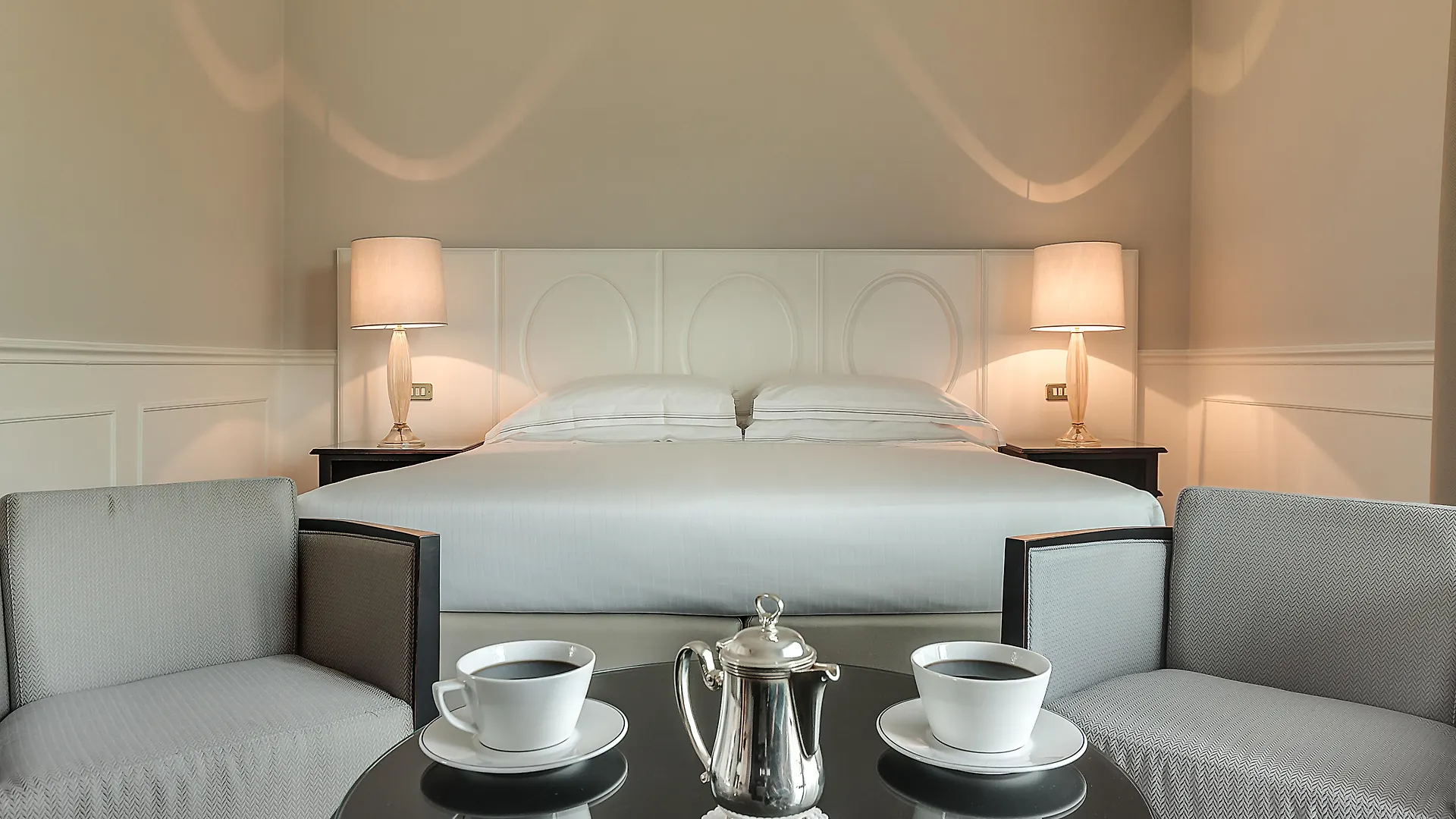 Plaza Hotel Lucchesi Florence