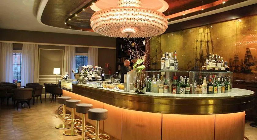 Plaza Hotel Lucchesi Floransa