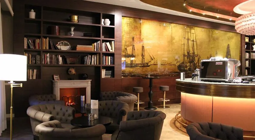 Plaza Hotel Lucchesi Floransa