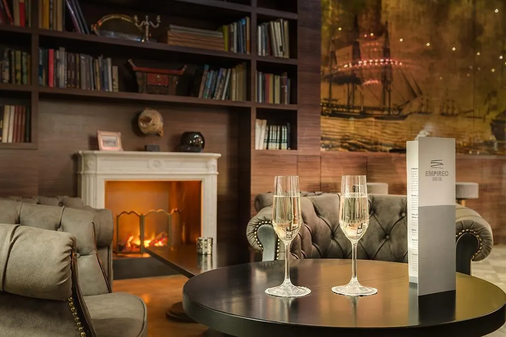 Plaza Hotel Lucchesi Florence