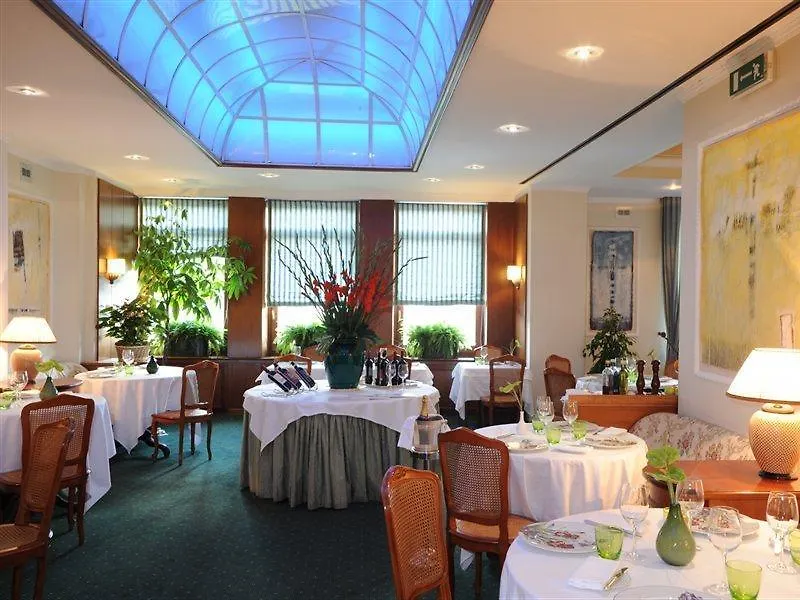 Plaza Hotel Lucchesi Florence 4*,